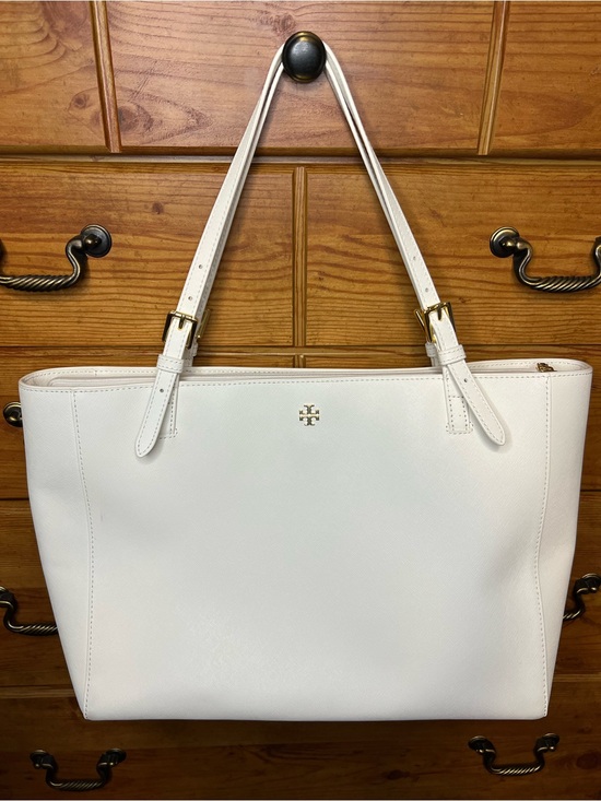 Tory Burch Handbags - Tory Burch purse
